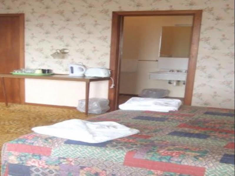 Somerset Hotel Esterno foto